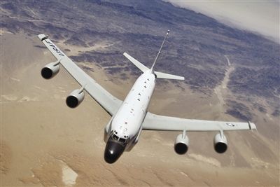 美軍“眼鏡蛇球”偵察機 空中監(jiān)控朝鮮火箭動態(tài)，兩架每天花費至少9萬美元。