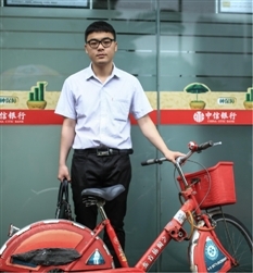 許益建(浙江工商大學(xué)，經(jīng)濟(jì)學(xué)專(zhuān)業(yè))