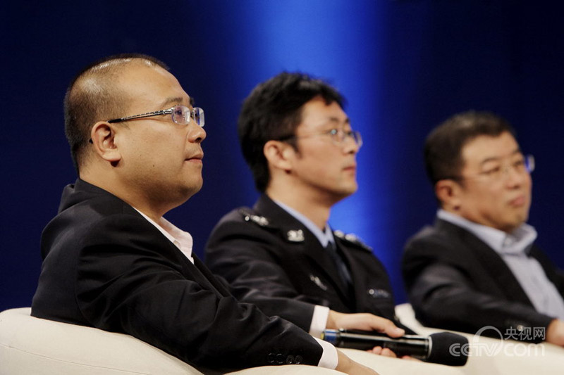 網(wǎng)絡名人社會責任論壇在北京召開。圖為參會嘉賓高龍。