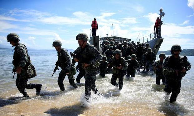 （外代一線）（4）菲美年度“肩并肩”聯(lián)合軍演規(guī)?？s水
