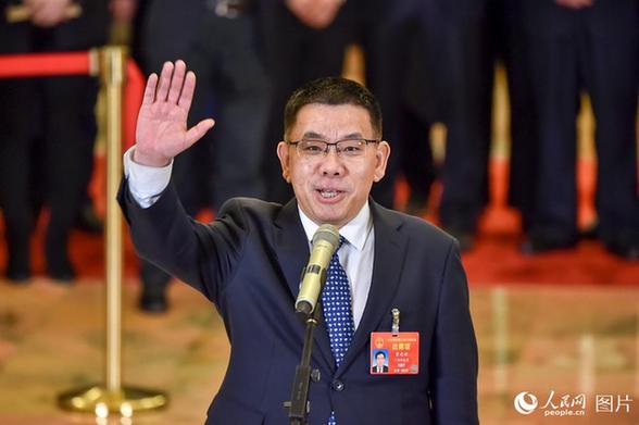 全國人大代表、廣西柳工集團(tuán)有限公司董事長曾光安。