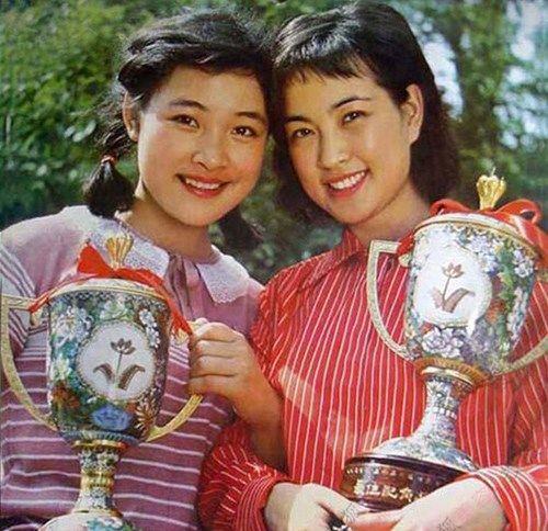 61歲劉曉慶演公主 妝嫩無(wú)極限