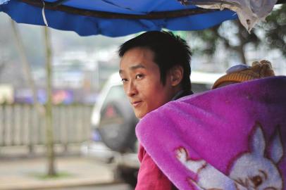 詹圓圓在等待客人。
