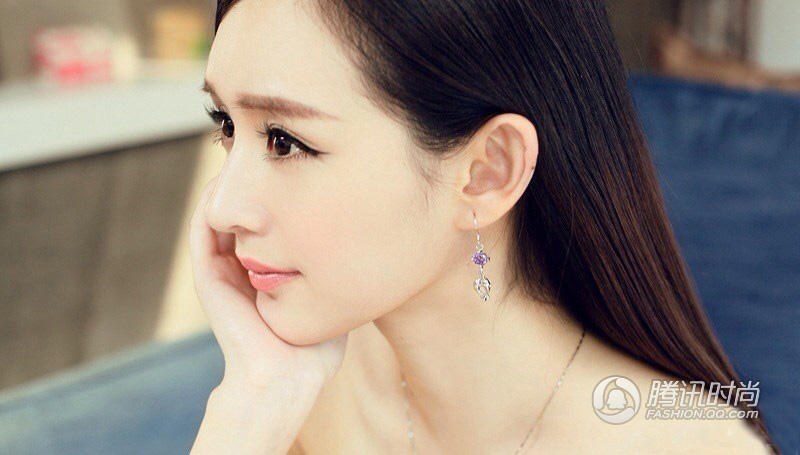 90后嫩?？崴品鏃顑?堅(jiān)稱從未整容