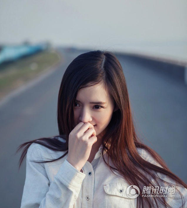 90后嫩?？崴品鏃顑?堅(jiān)稱從未整容