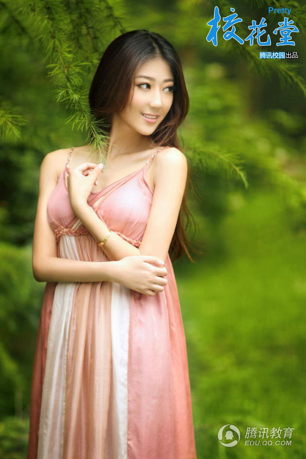 北影?；ㄐぷ先?氣質(zhì)超凡魅力無限